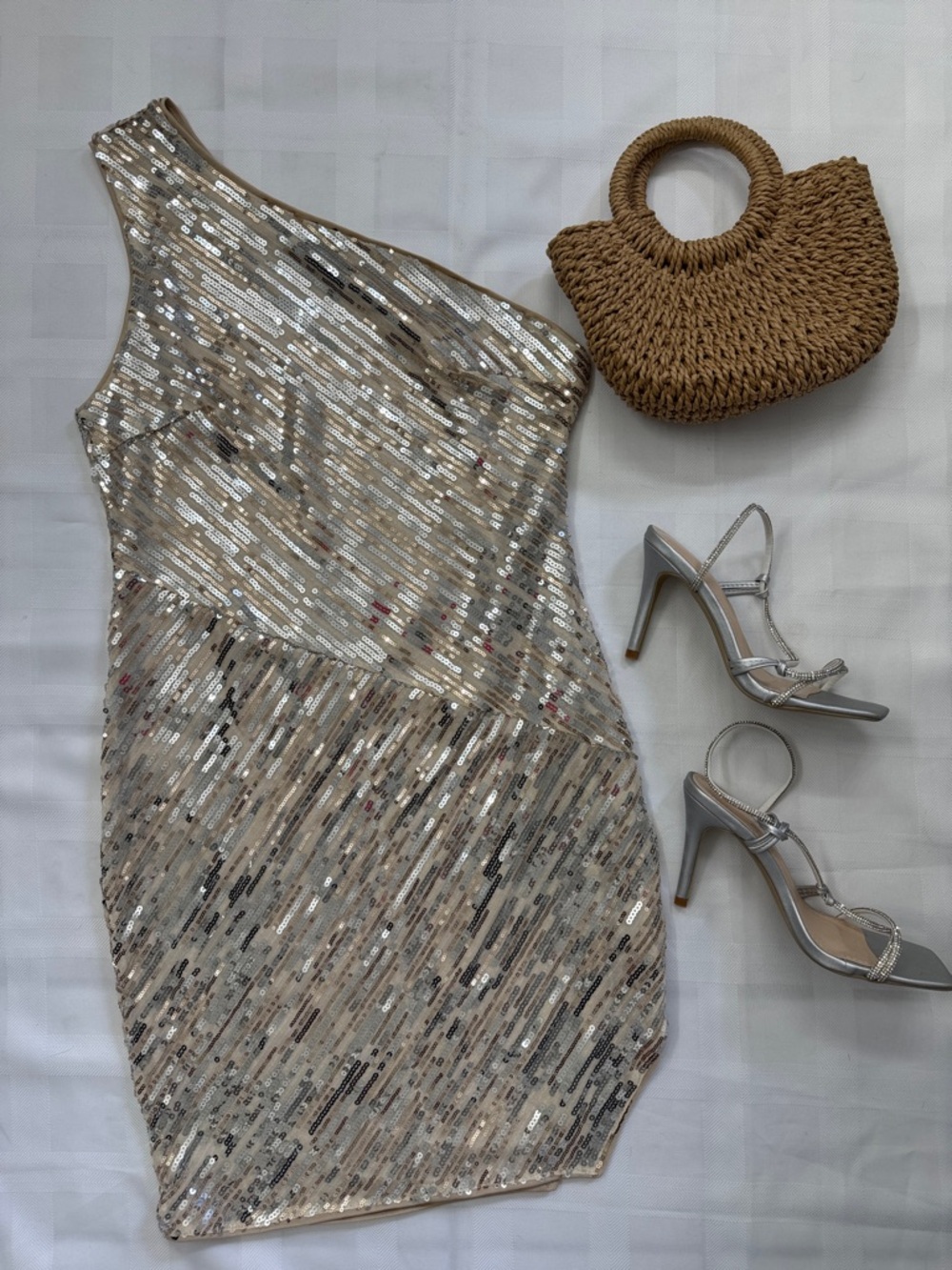 NWOT Beautiful SHEIN Champagne Sequin One-Shoulder Mini Bodycon Dress